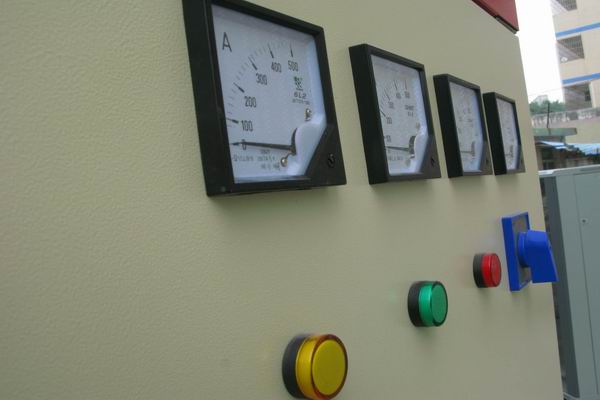 马关配电柜-3683讲讲配电柜注意事项